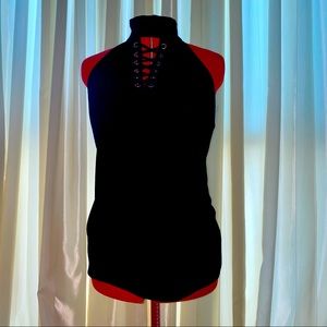 Wrangler high-neck, sleeveless, black top (L)